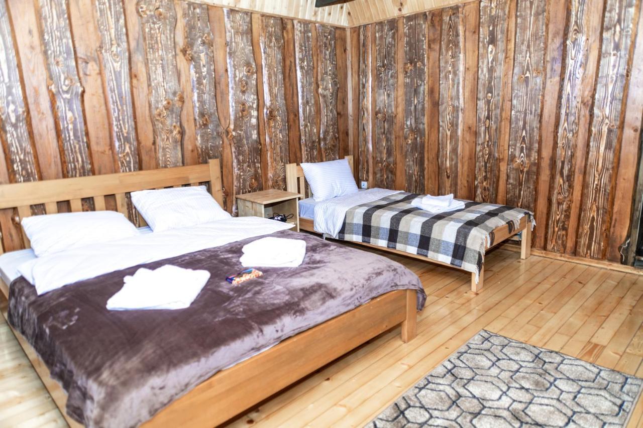 Wood House Hotell Pilipets Eksteriør bilde